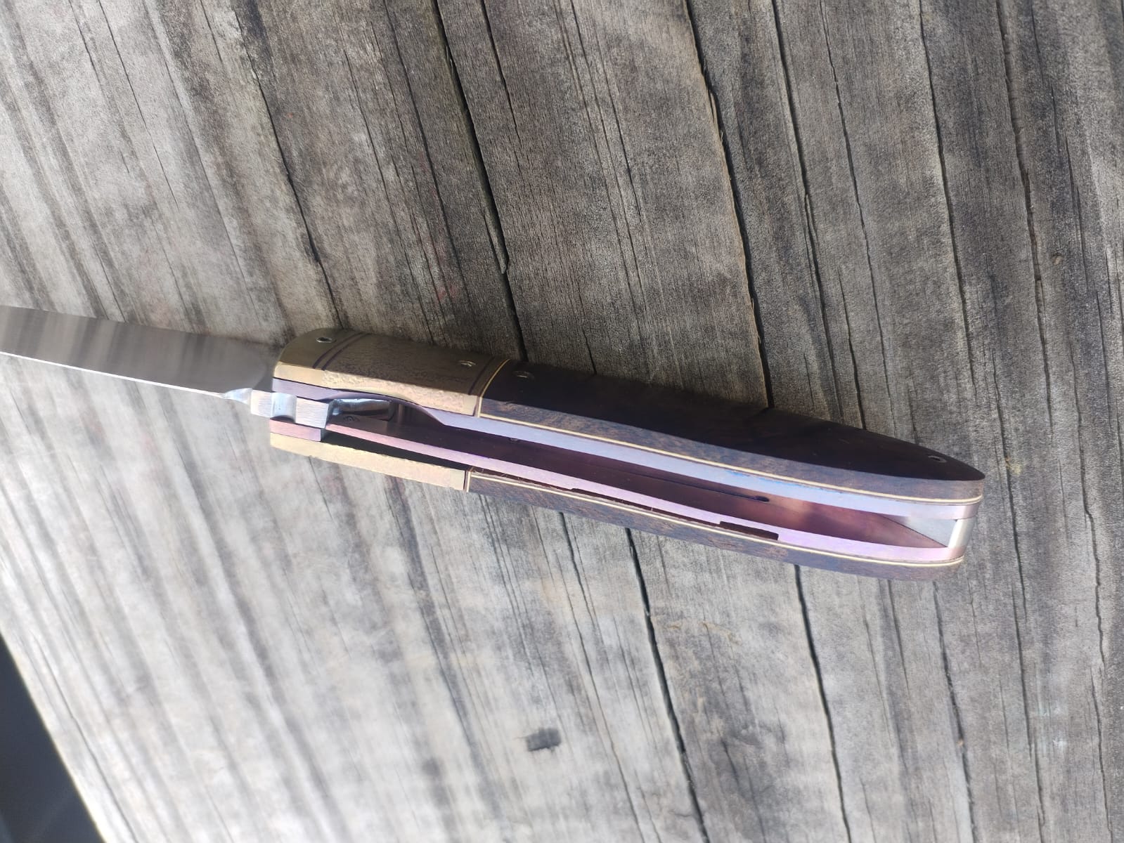 Liner Lock Folder